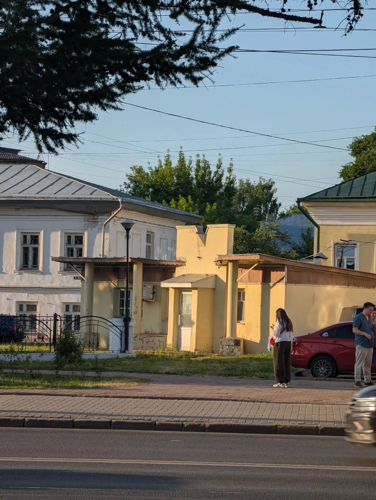 В Костроме снесут легендарное место, тут долгое время был бар, потом связной,и вот много лет это мес