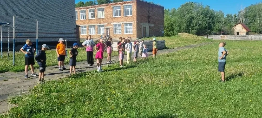 Ура! В нашей школе стартовала самая долгожданная смена пришкольного лагеря! 🌞