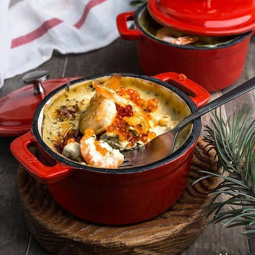 Жульен из морепродуктов и рыбы🐟 в сырно-сливочном соусе😍
