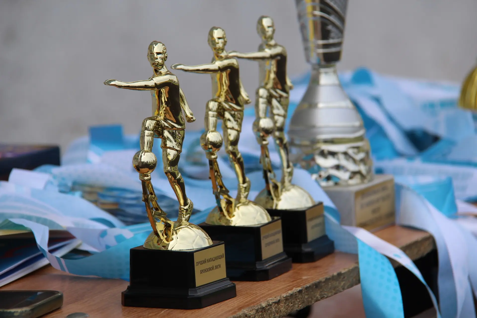 ⚽️ Финальный свисток прозвучал! Итоги школьного чемпионата по футзалу! 🏆  Эмоции зашкаливают, голоса