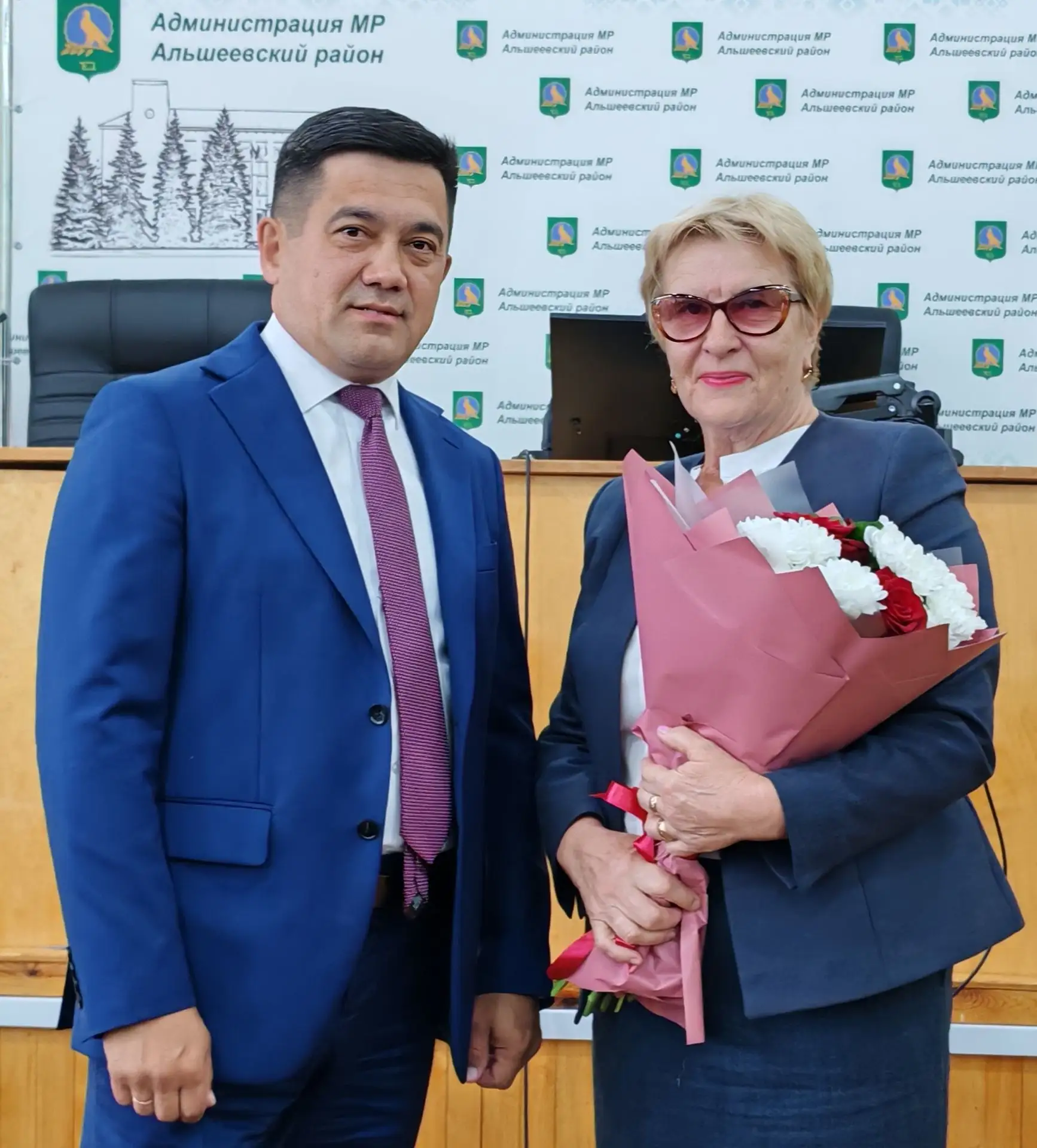 Начальник отдела образования Зиля Чупова стала серебряным призёром конкурса «Лучшее мун...