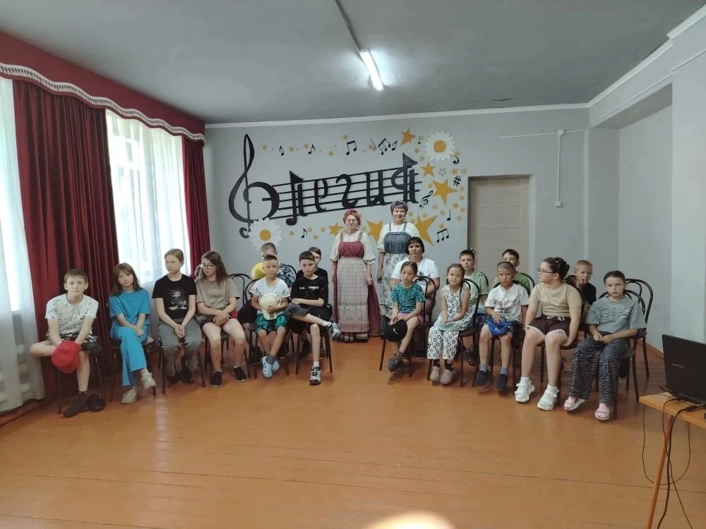 🤗«Проходите поскорей - посиделки ждут гостей!  В нашей горнице светло, здесь веселье и добро!» - та