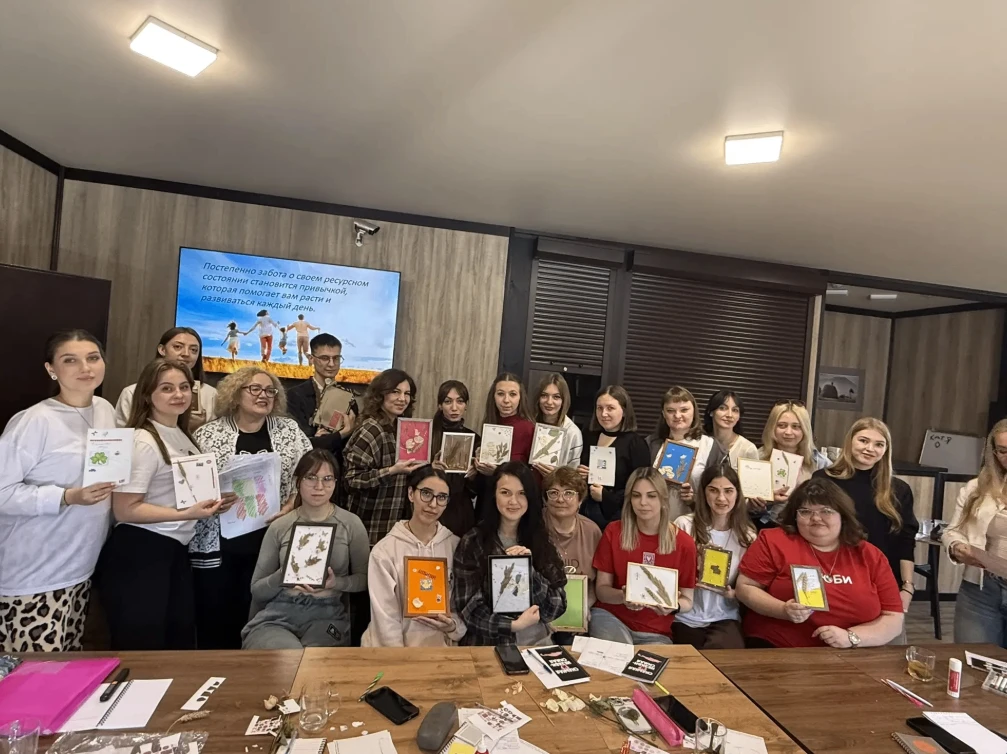 🎨«Творческая дача» прошла для молодых педагогов Барнаула  С 2 по 4 апреля прошел ежегодный выездной 
