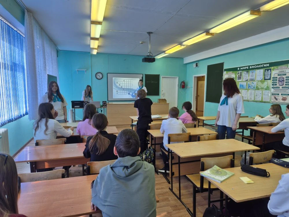 В рамках областной экологической акции "День воды" команда "Зелёные Юннаты" (руководитель Миненко Н.