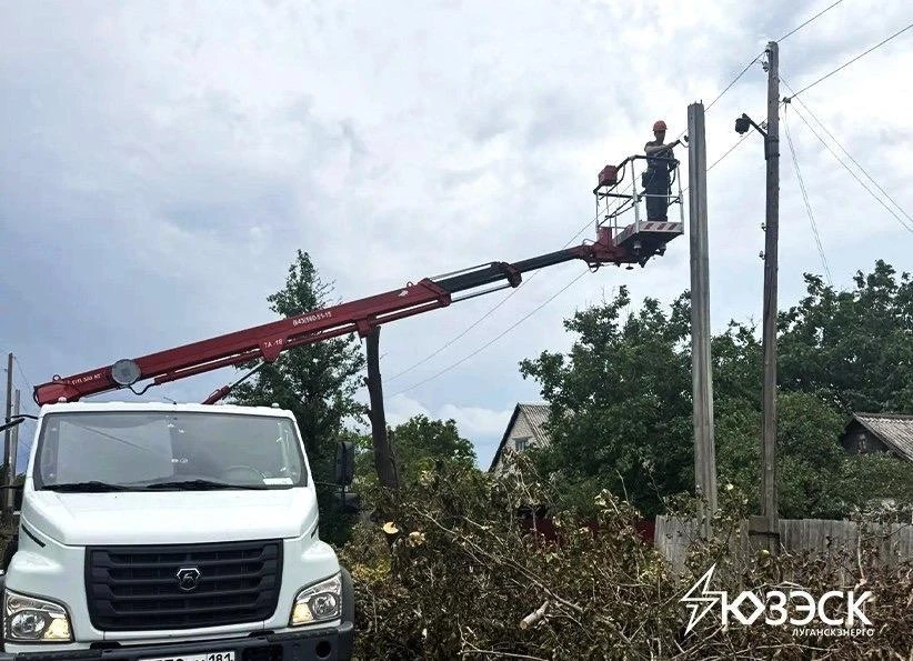 В Антраците завершили капремонт (https://www.lugansk.kp.ru/online/news/7136535/) ЛЭП