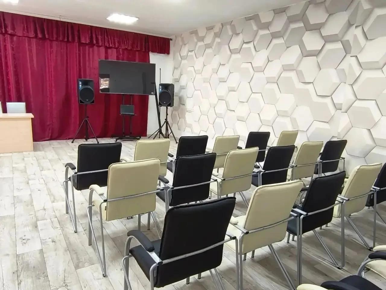 В Дрофинской школе время для творческой перезагрузки!
