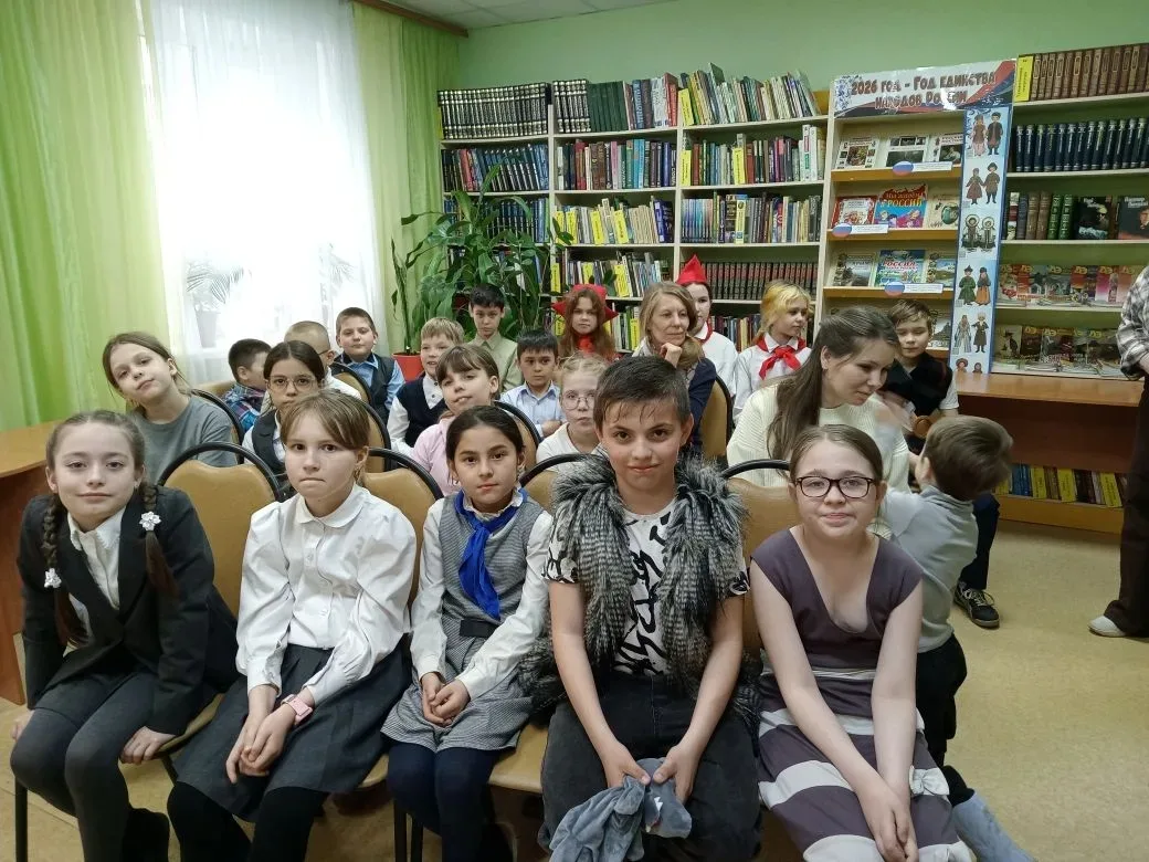 В гостях у сказки: 3 А класс в библиотеке!

15 апреля для учеников 3 А класса стал по-настоящему вол