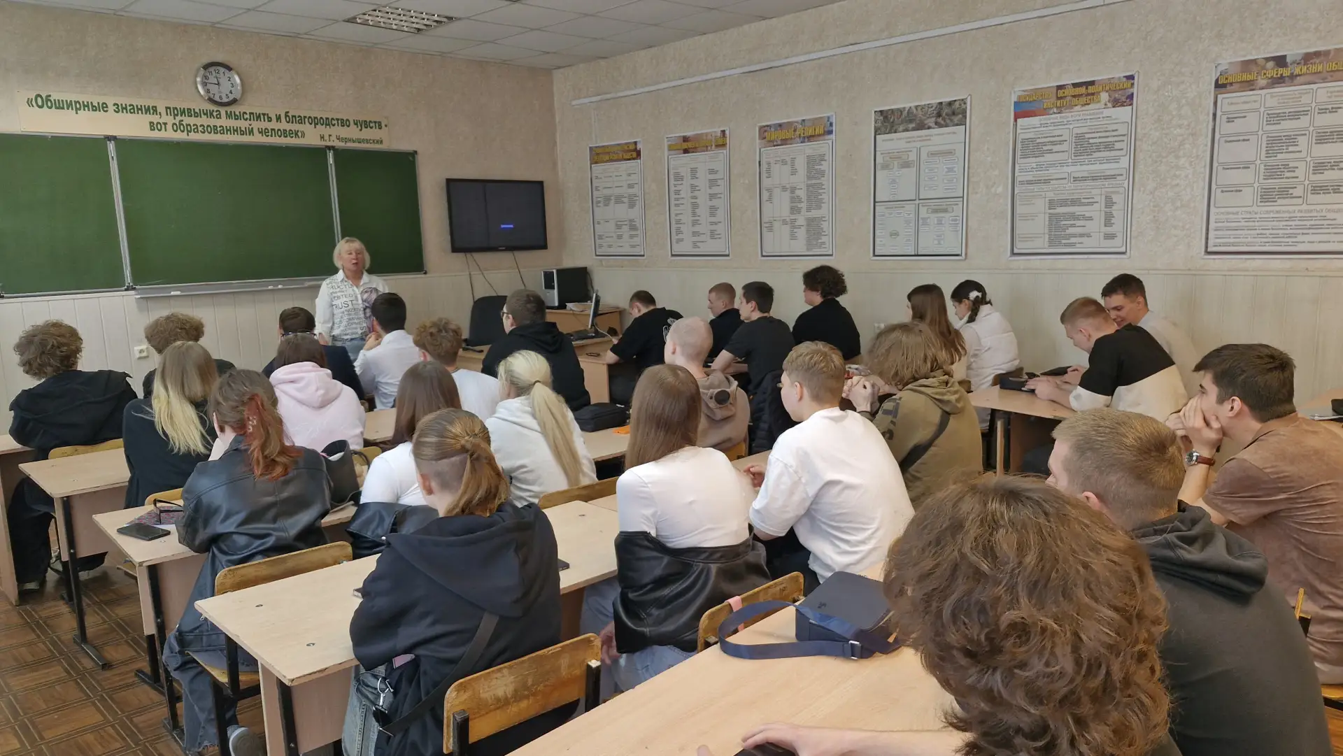 5 мая 2026г. к  81-ой годовщине Победы в Великой Отечественной войне кураторы групп Жарких Татьяна Е