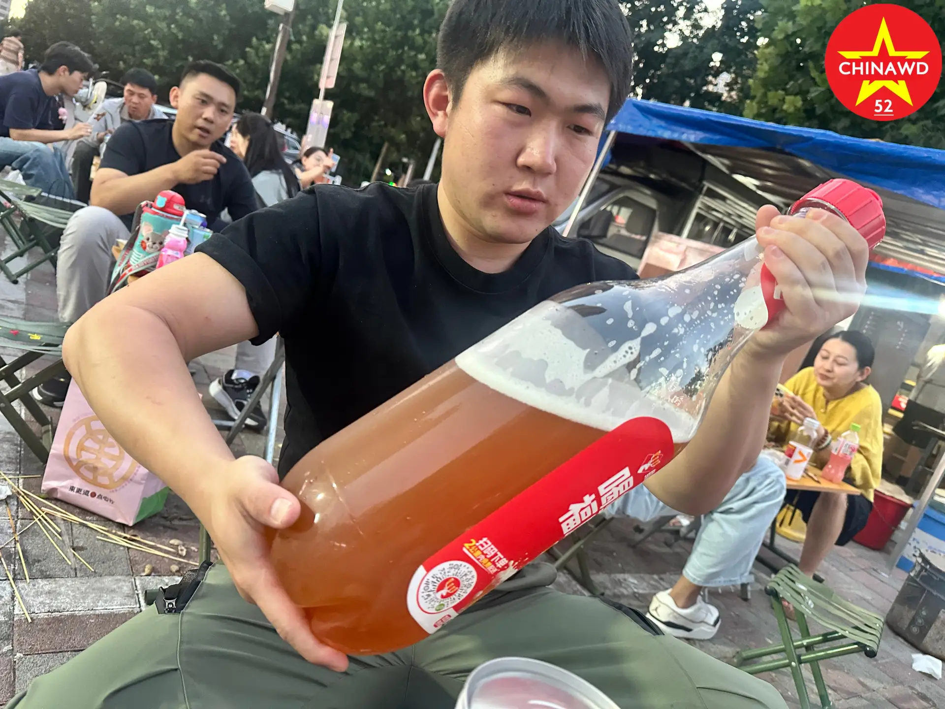 🍺 Шицзячжуан. Летний вечер после работы.

Сегодня наши партнёры работали в Шицзячжуане - один из кр