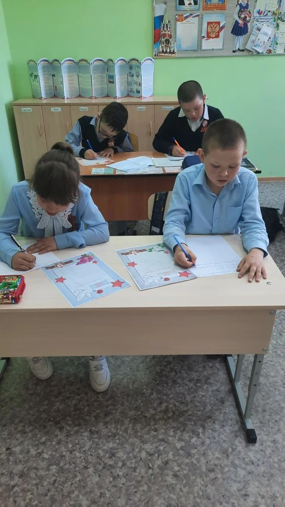 🇷🇺 Наши «Орлята» — защитникам: письма с теплом и верой