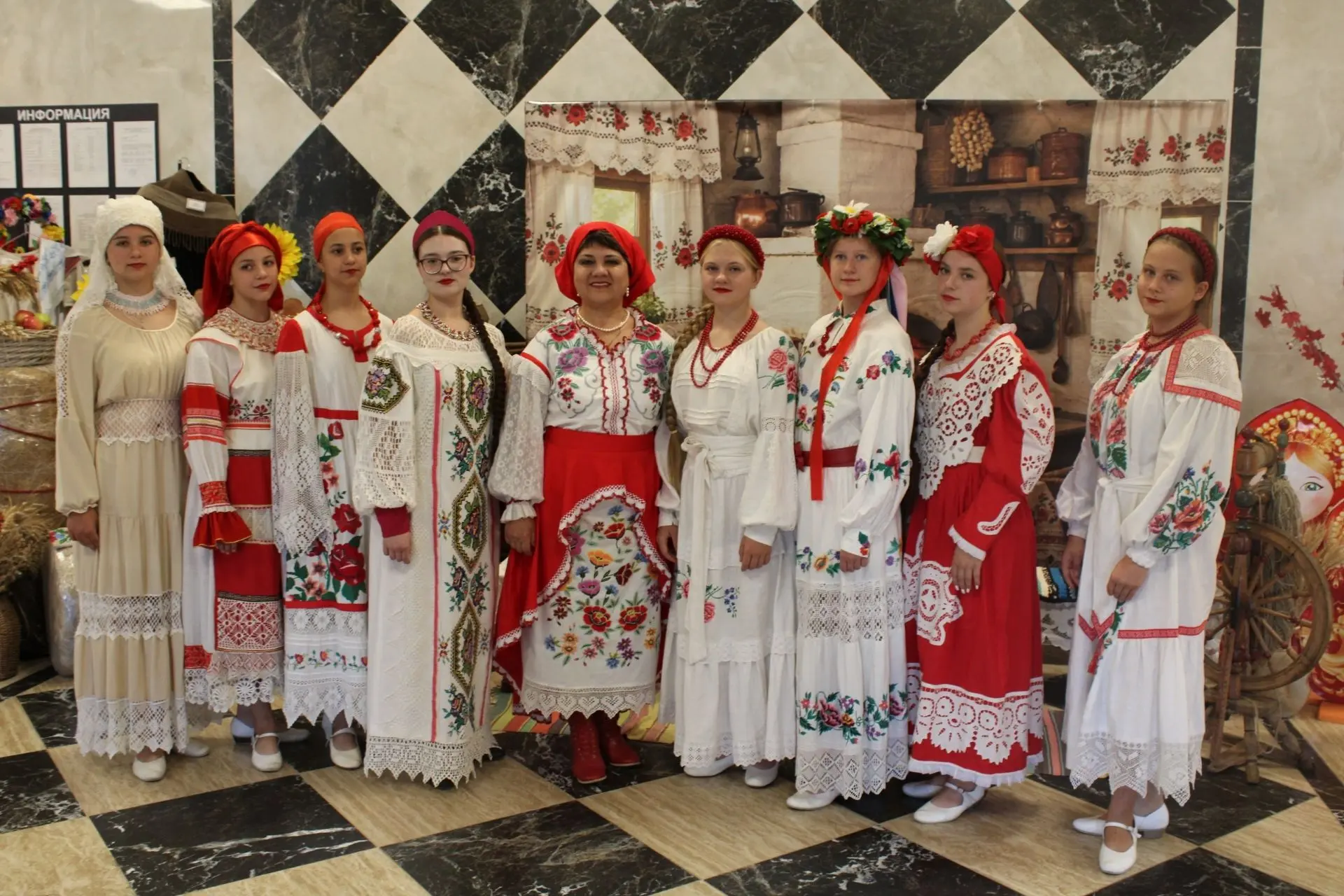 🌟   В Ольховатском районном Доме культуры состоялся праздничный концерт «Живи и здравс...