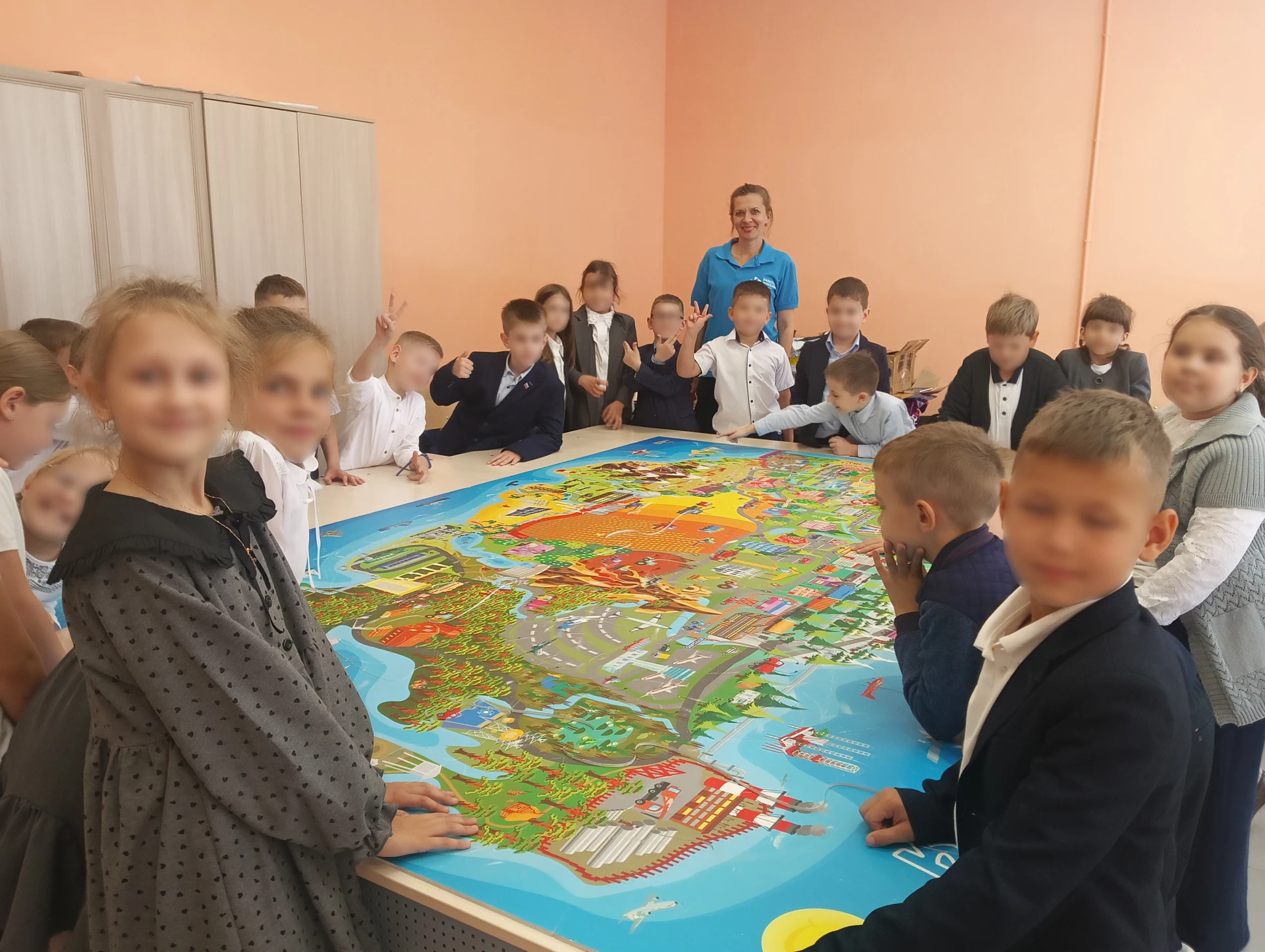 4 сентября специалист Кадрового центра «Работа России» города Брянска провела профориен...