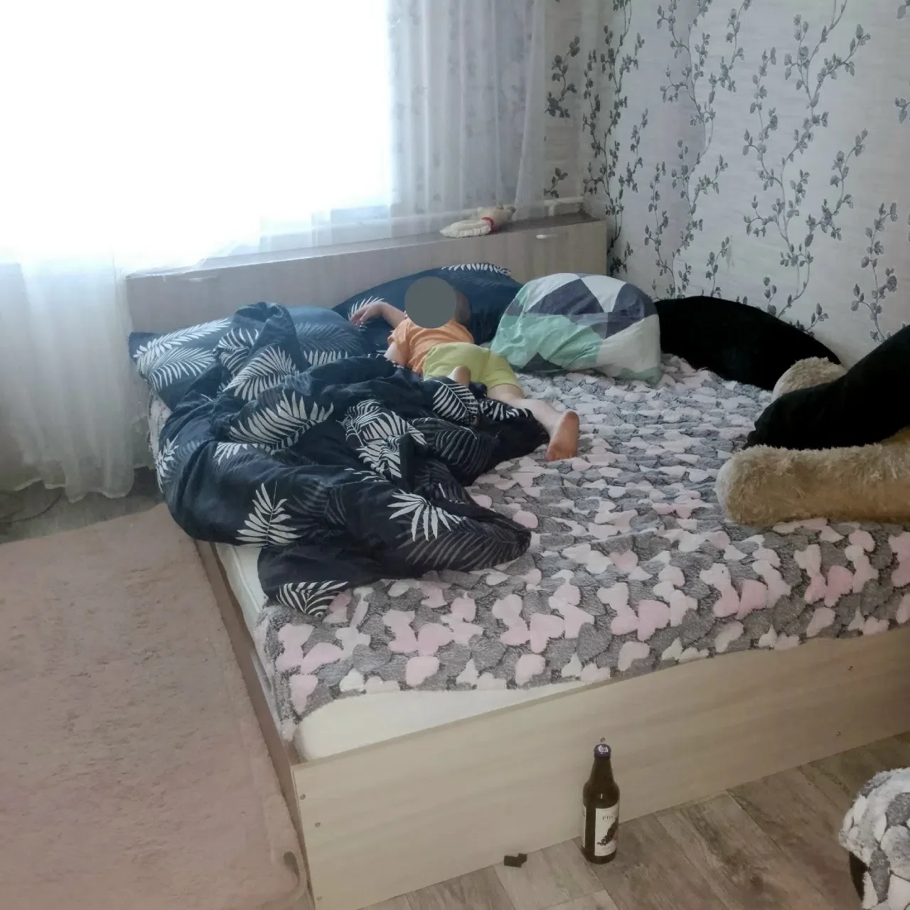 😱🤬Посоветуйте мне, что сделать! У меня свои проблемы своя семья, а соседка, молодая, гулящая, вчера 