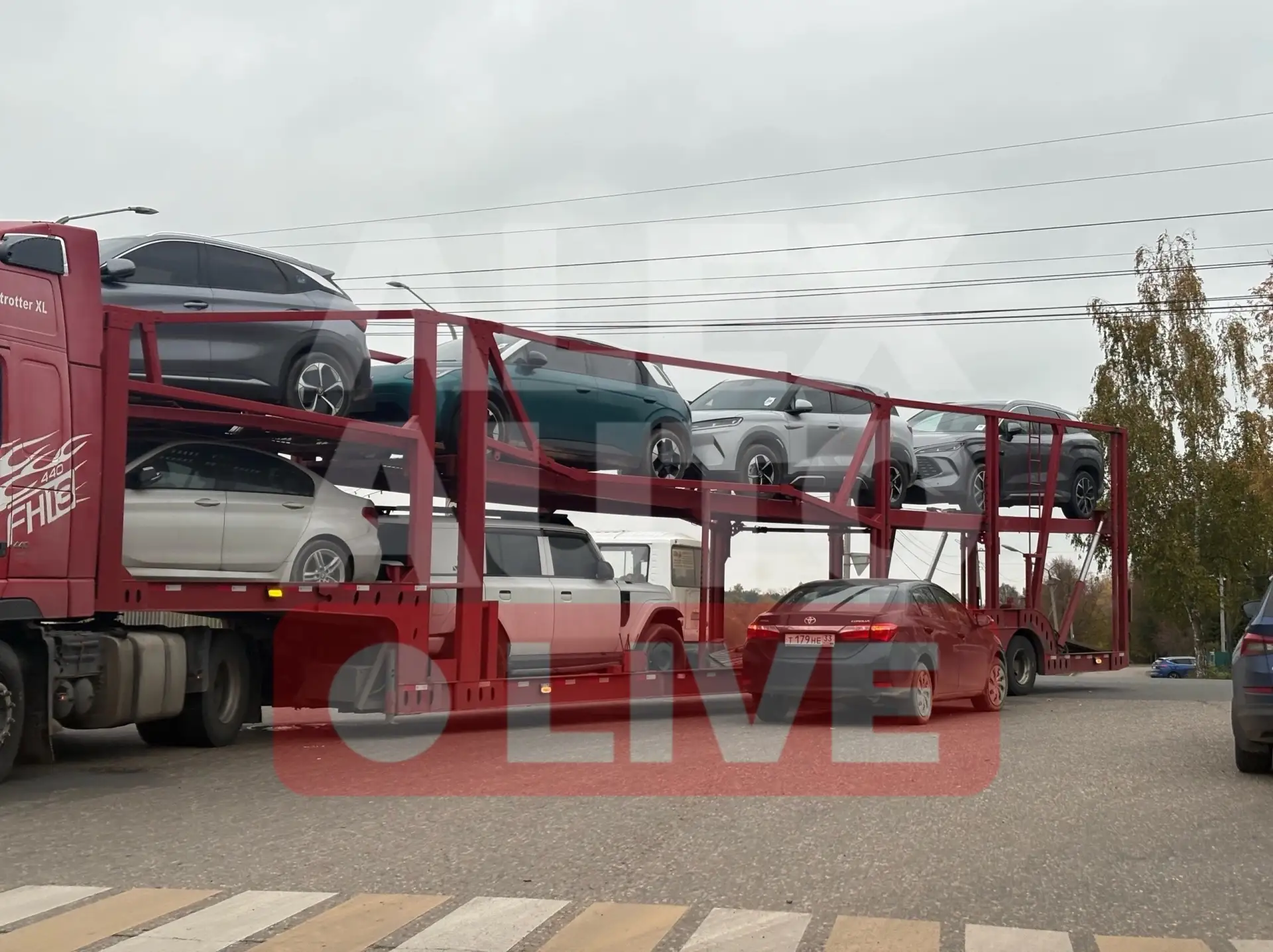 🚨 ДТП на улице Советской, в районе Банного моста, с участием автовоза.