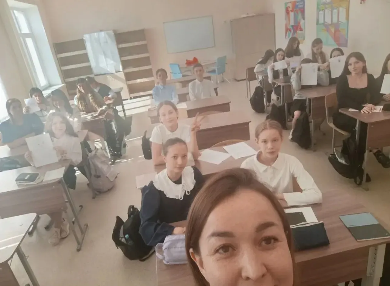 В МАОУ «Лицей №160» прошла «Неделя психологии»: о доверии, поддержке и бережном отношении друг к дру