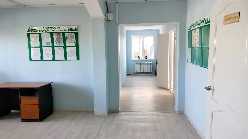 🌲 В Еравнинском лесхозе посмотрели результат капитального ремонта  административного здания.  Вопрос