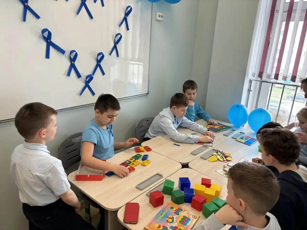 🌟  «РАСсыпанная мозаика» добра  В школьном отделении «Маяк» прошла «Неделя добрых дел» — интерактивн