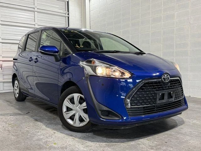 🔖 TOYOTA SIENTA