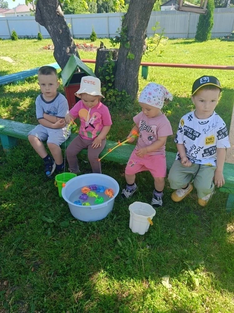 В детском саду прошло мероприятие "Водные развлечения".
Игры с водой - одно из самых любимых занятий