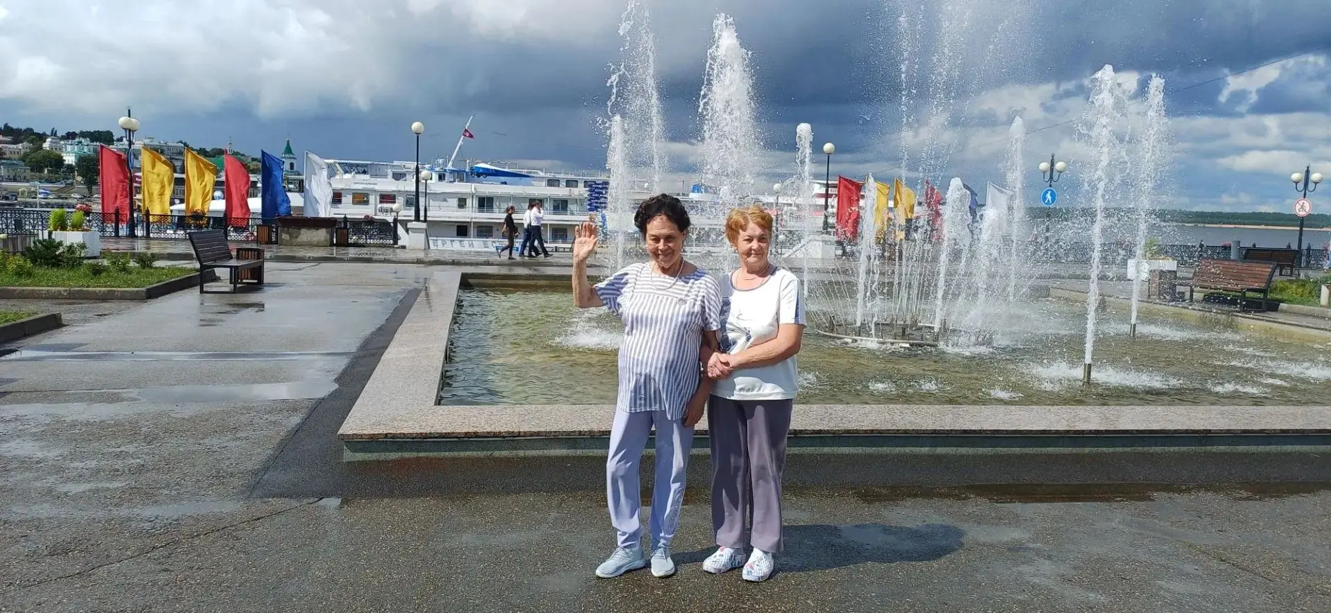 🥰 Татьяна и Лилия — подруги с детства. Не разлей вода! Уже имея за плечами жизненный о...