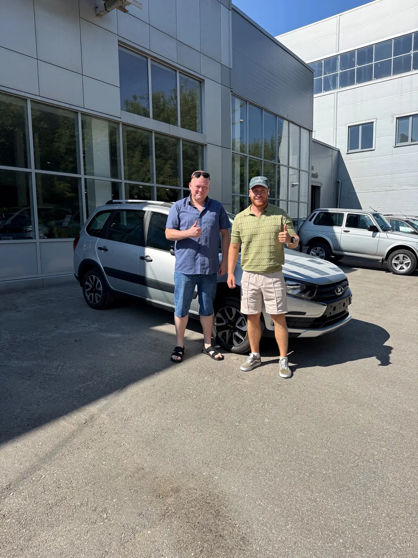 Поздравляю наших клиентов из Тольятти 👏 С покупкой LADA Granta Cross
