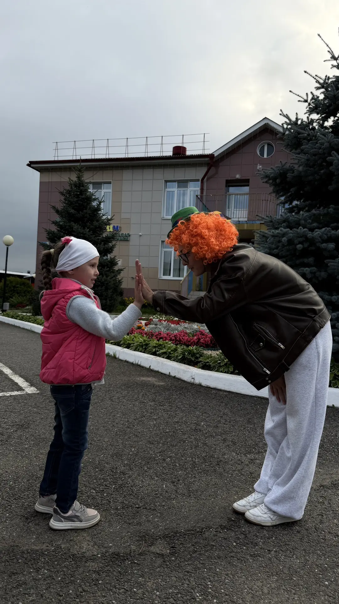 Маленькие шаги в большой мир знаний! С Днём Знаний!