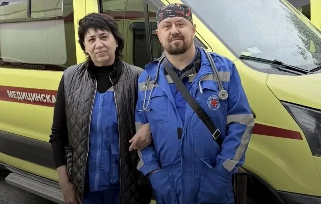 Четвертое чудо в семье: фельдшеры скорой помощи из Батайска приняли роды на дому