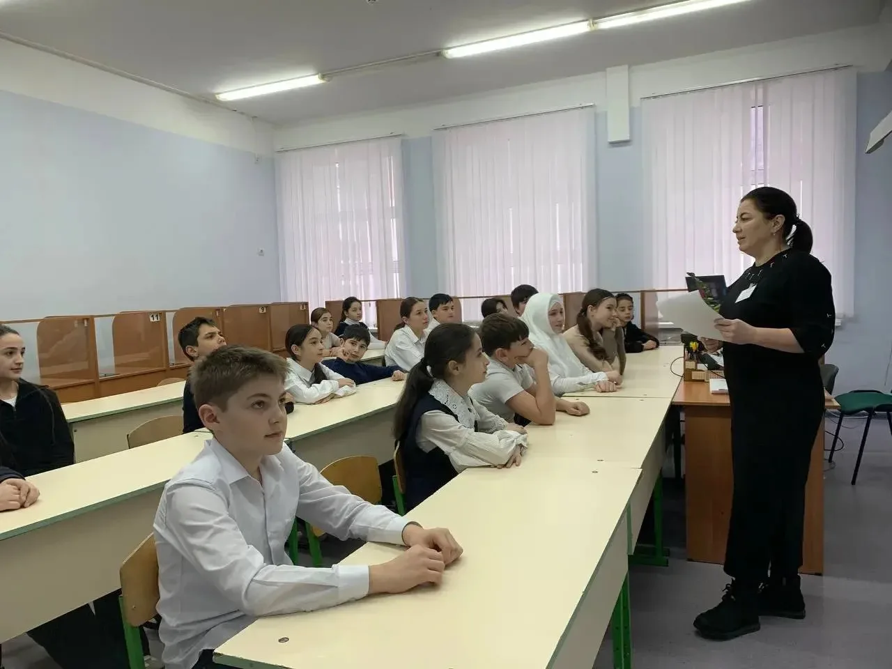 5 марта 2026 года в МБОУ КГО «Средняя школа №3 им. Х.У.Богатырёва» на занятии "Россия-мои горизонты"