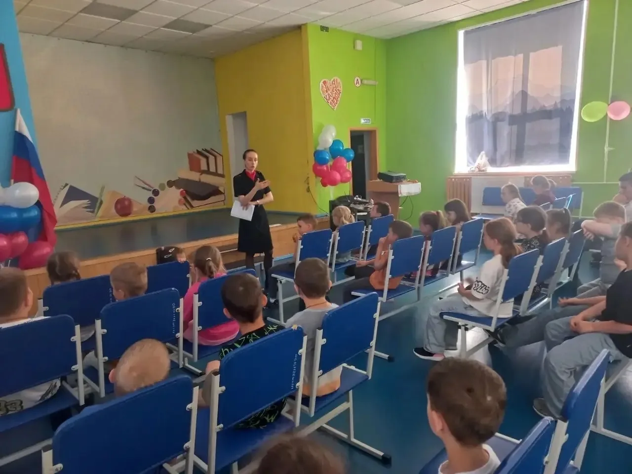 Старший инспектор по делам несовершеннолетним провела профилактическую беседу с детьми в летнем лаге