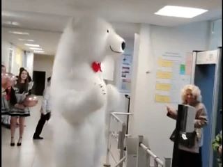 В   гимназии №2 состоялся весёлый праздник, посвящённый Дню учителя. С самого утра в шк...