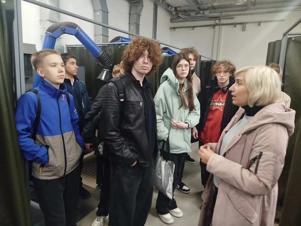 📢 Профессионалитет: В гостях у политехнического колледжа 📢  Наши школьники посетили Белгородский пол