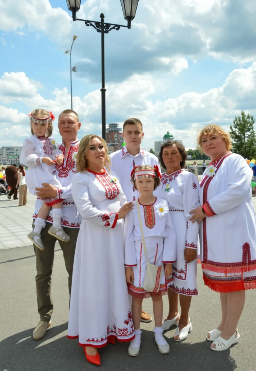 ❤ Семья Завойскиных из Йошкар-Олы стала лучшей в России!

🎉 Супруги Максим и Марина Завойскины одер
