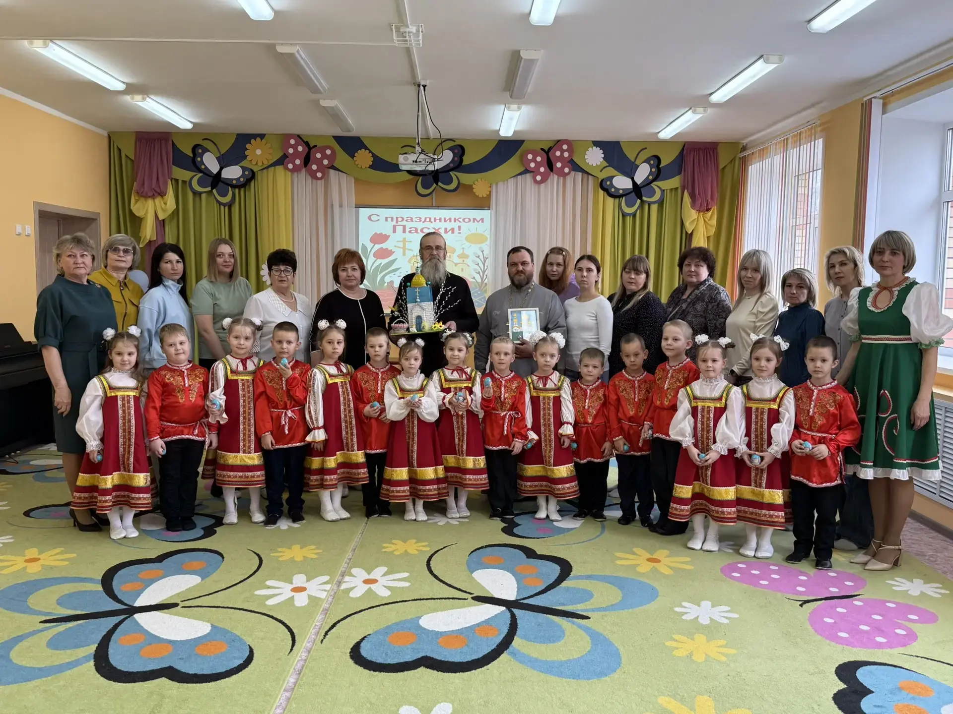 Светлая Пасха в старшей группе: праздник радости и добрых традиций!