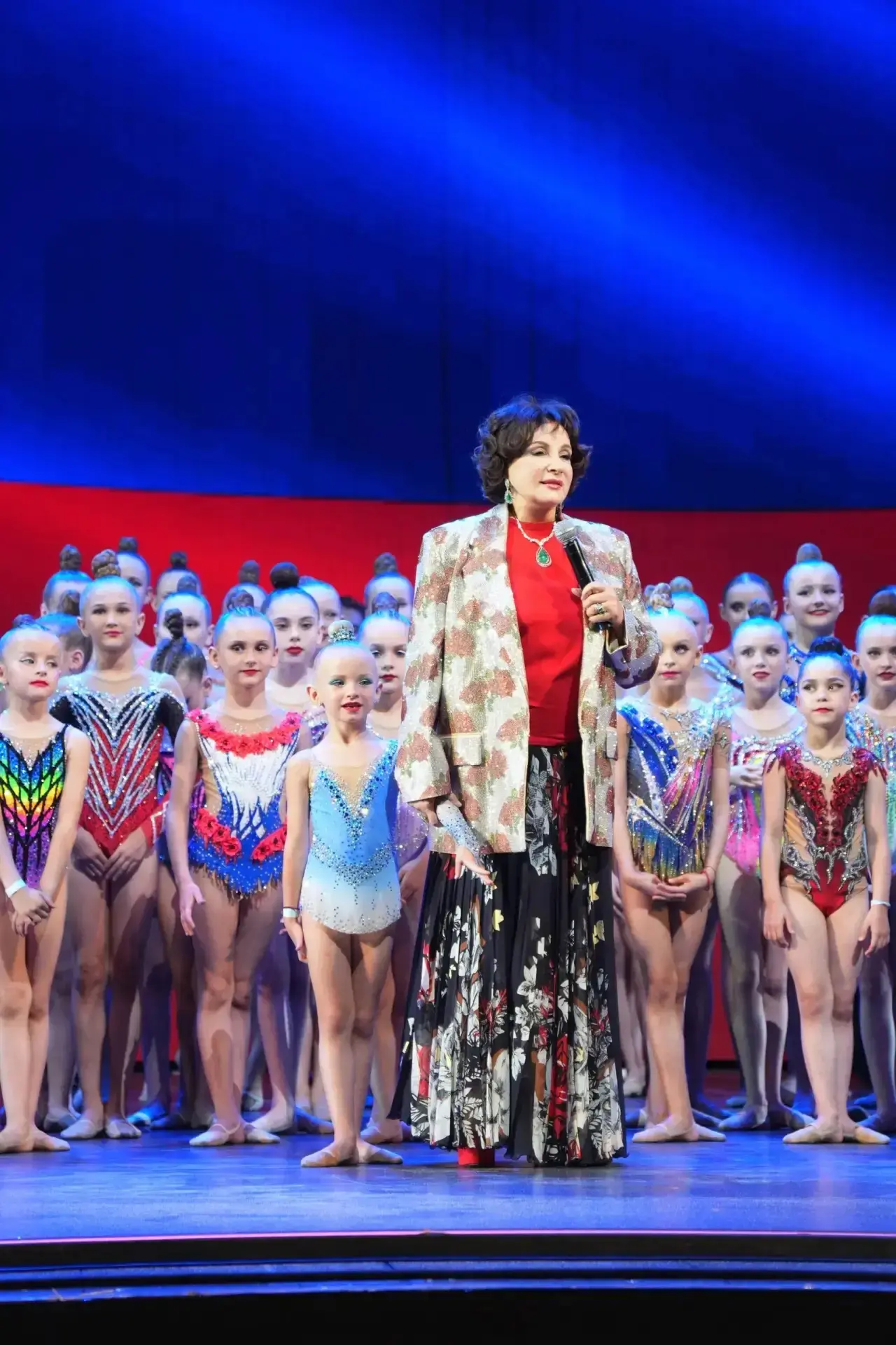🌟 На одной сцене с легендами: ученица школы №707 выступила в БКЗ «Октябрьский»

9 июля в Большом ко