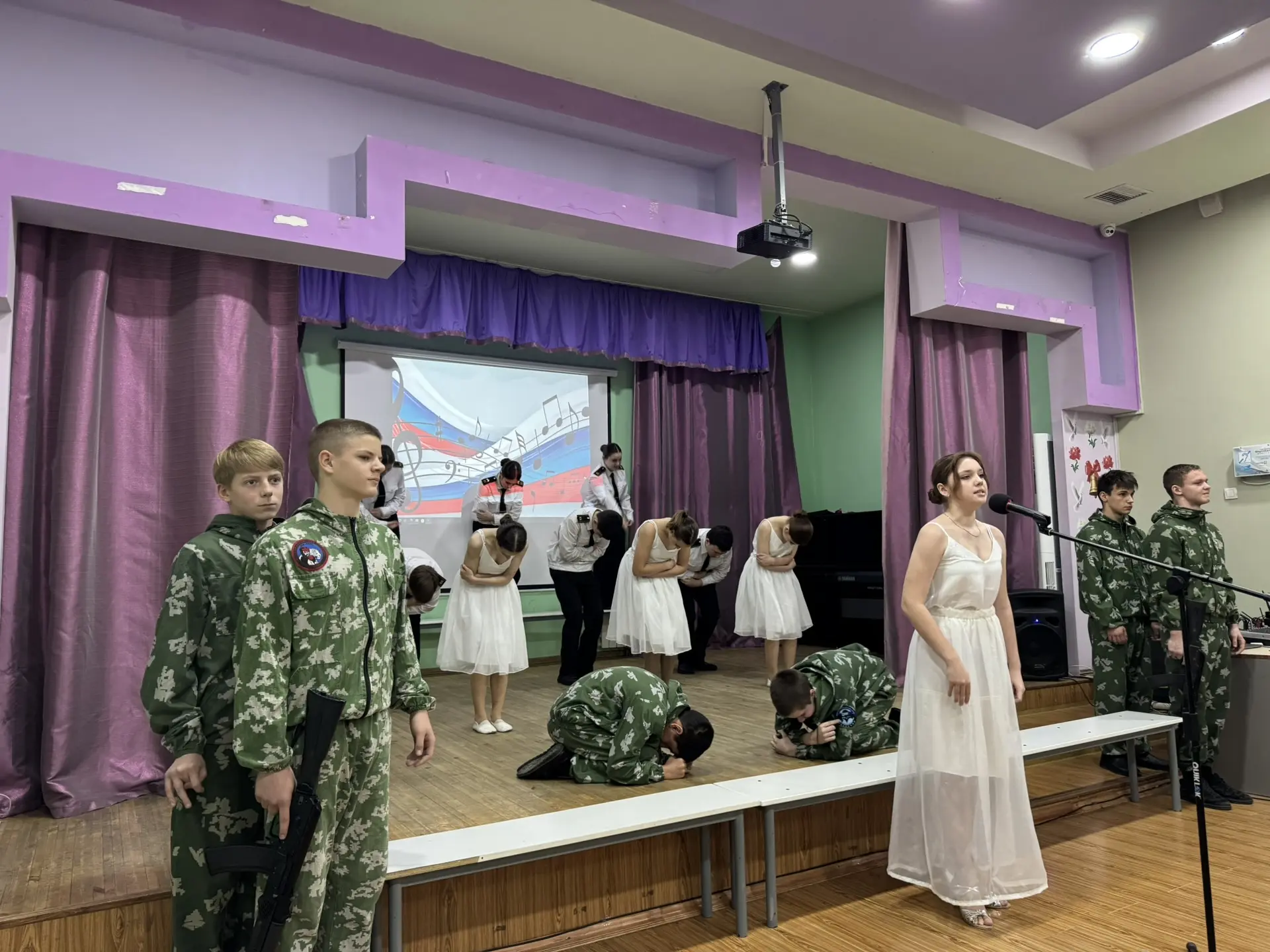 Фестиваль-конкурс военно-патриотической песни "Пою, тебе, моя Россия"