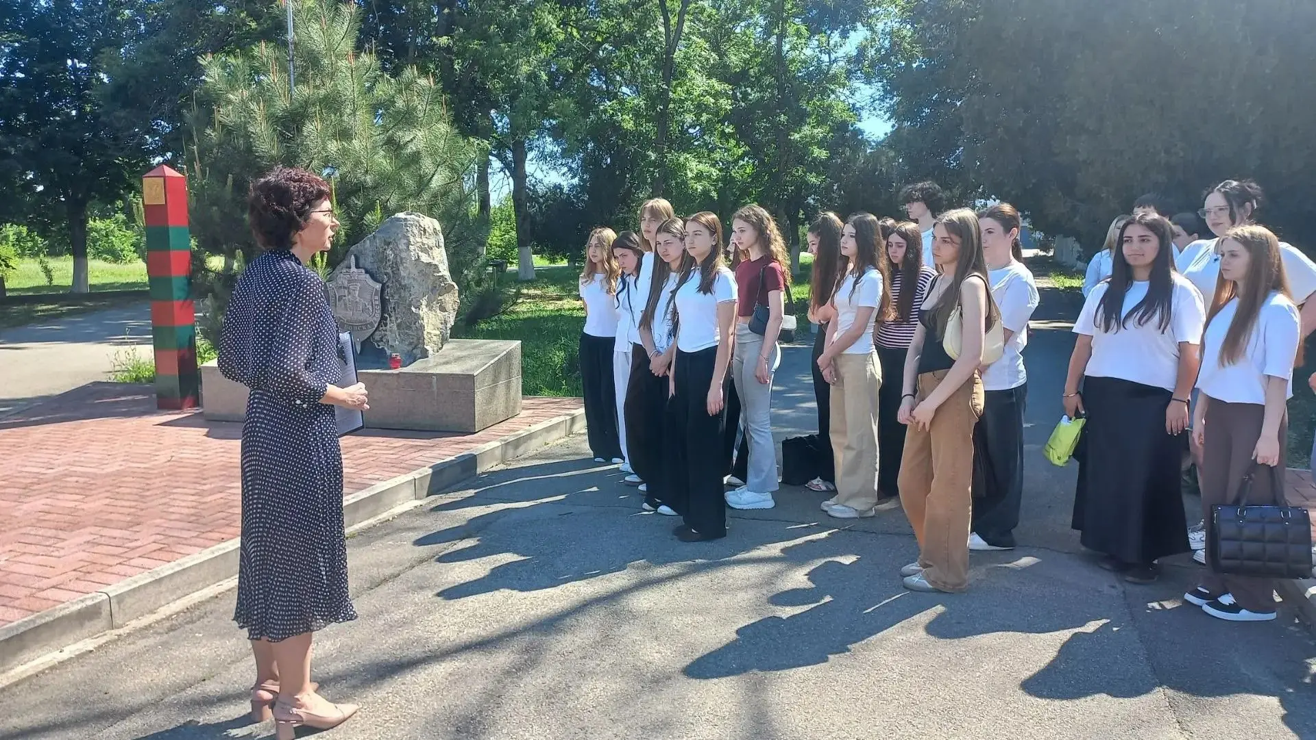 В Лабинском районе для молодежи провели тематическую экскурсию «Сила в правде»
В преддверии годовщин