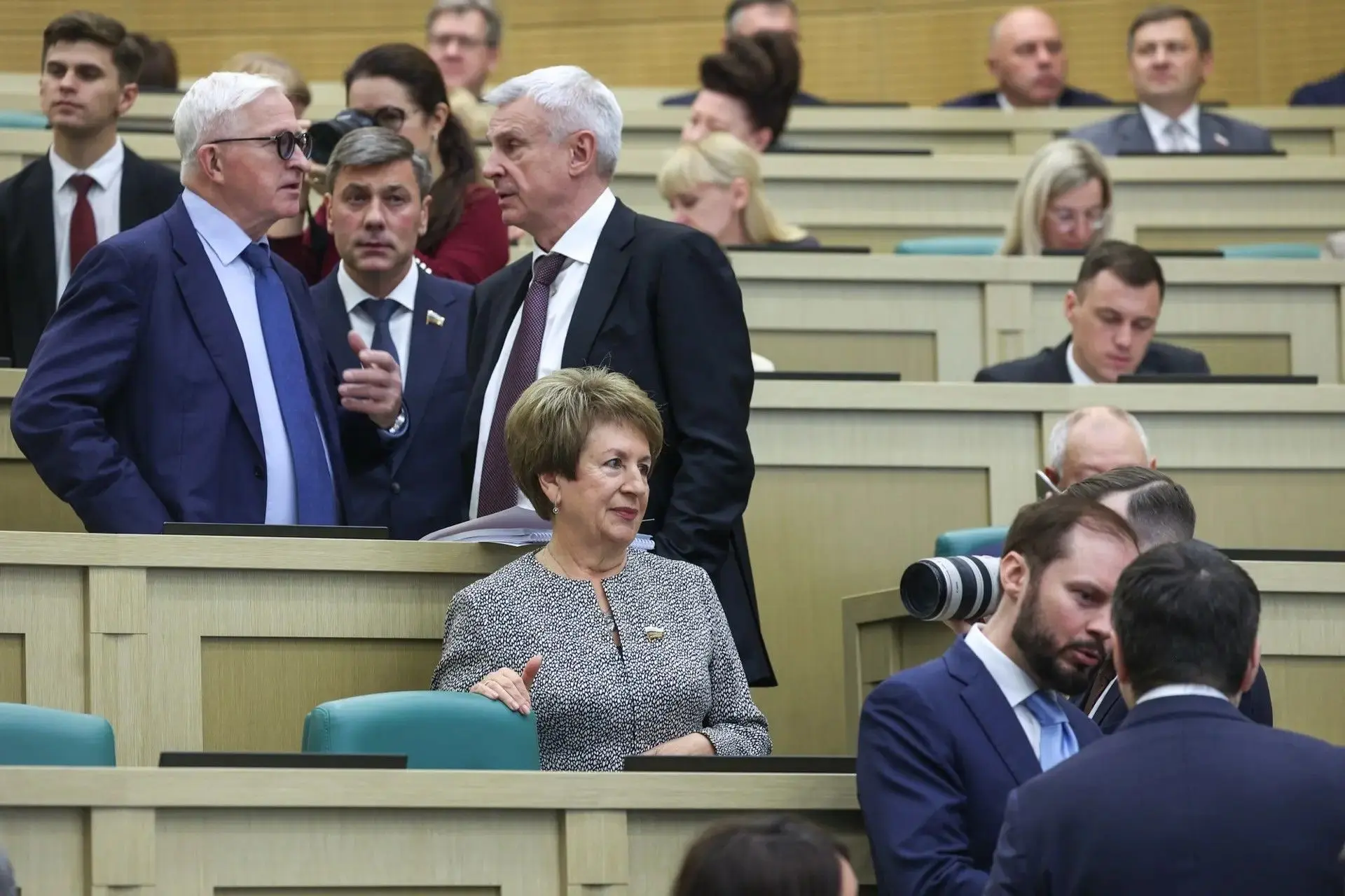 Глава Колымы Сергей Носов принял участие в парламентских слушаниях «О параметрах проект...