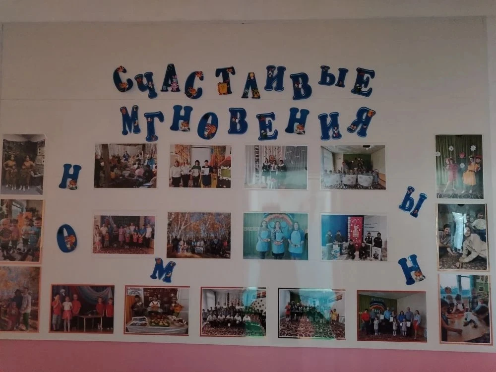 🎓✨ Выставка «Счастливые мгновения» — для наших дорогих выпускников!✨🎓

В честь такого важного собы