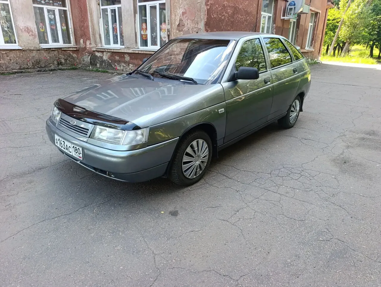 ВАЗ Лада 12 хетчбэк мотор 1, 6 механика состояние рабочее. Цена 200 тыс руб. Возможен о...