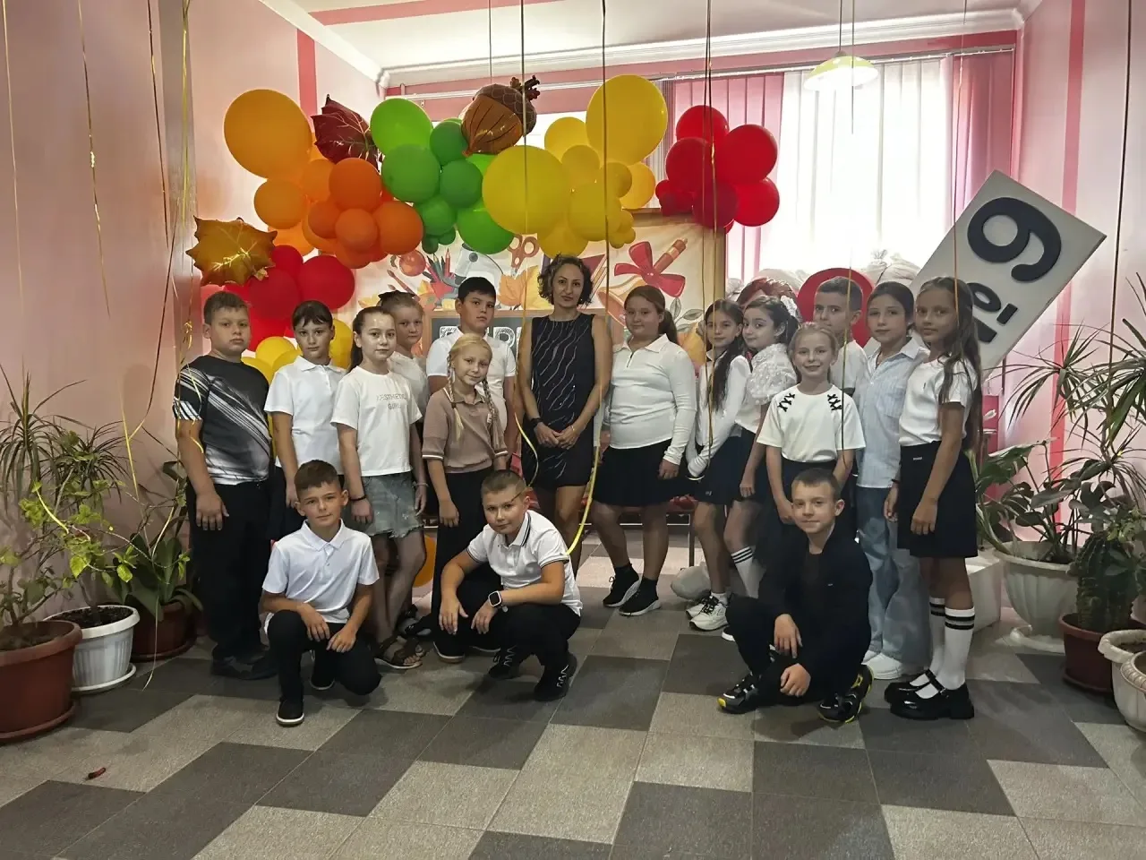 Приазовский муниципальный округ отпраздновал День знаний🔔📚