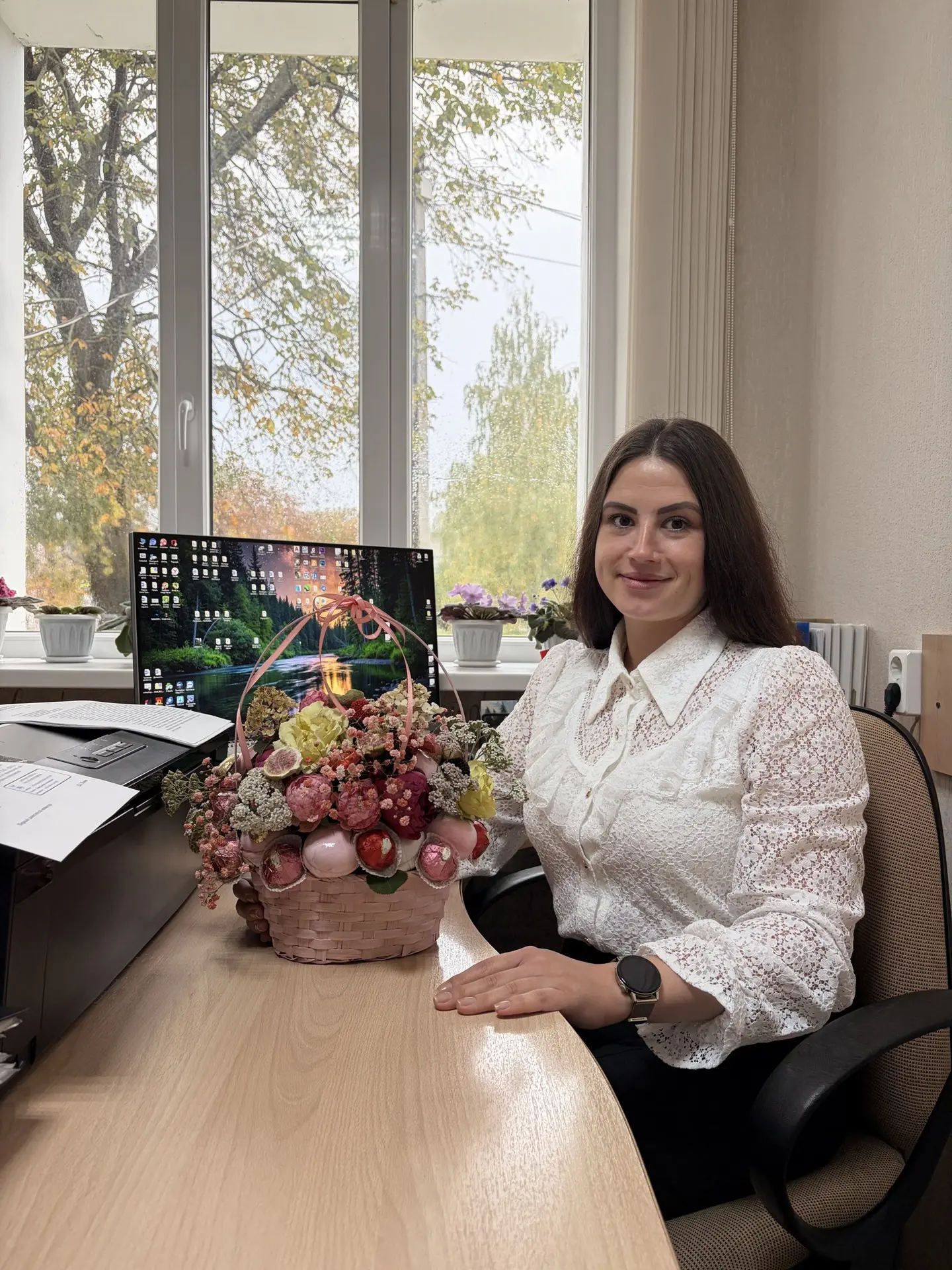 🥳🎉4 октября свой день рождения отметила Туковская Елена Александровна - заместитель н...