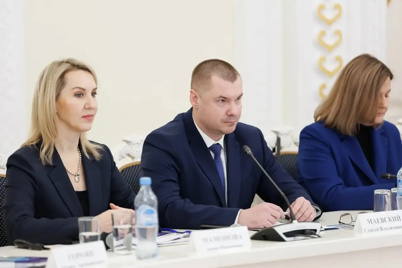 24 апреля во Владимире прошло окружное совещание по капитальному ремонту субъектов Цент...