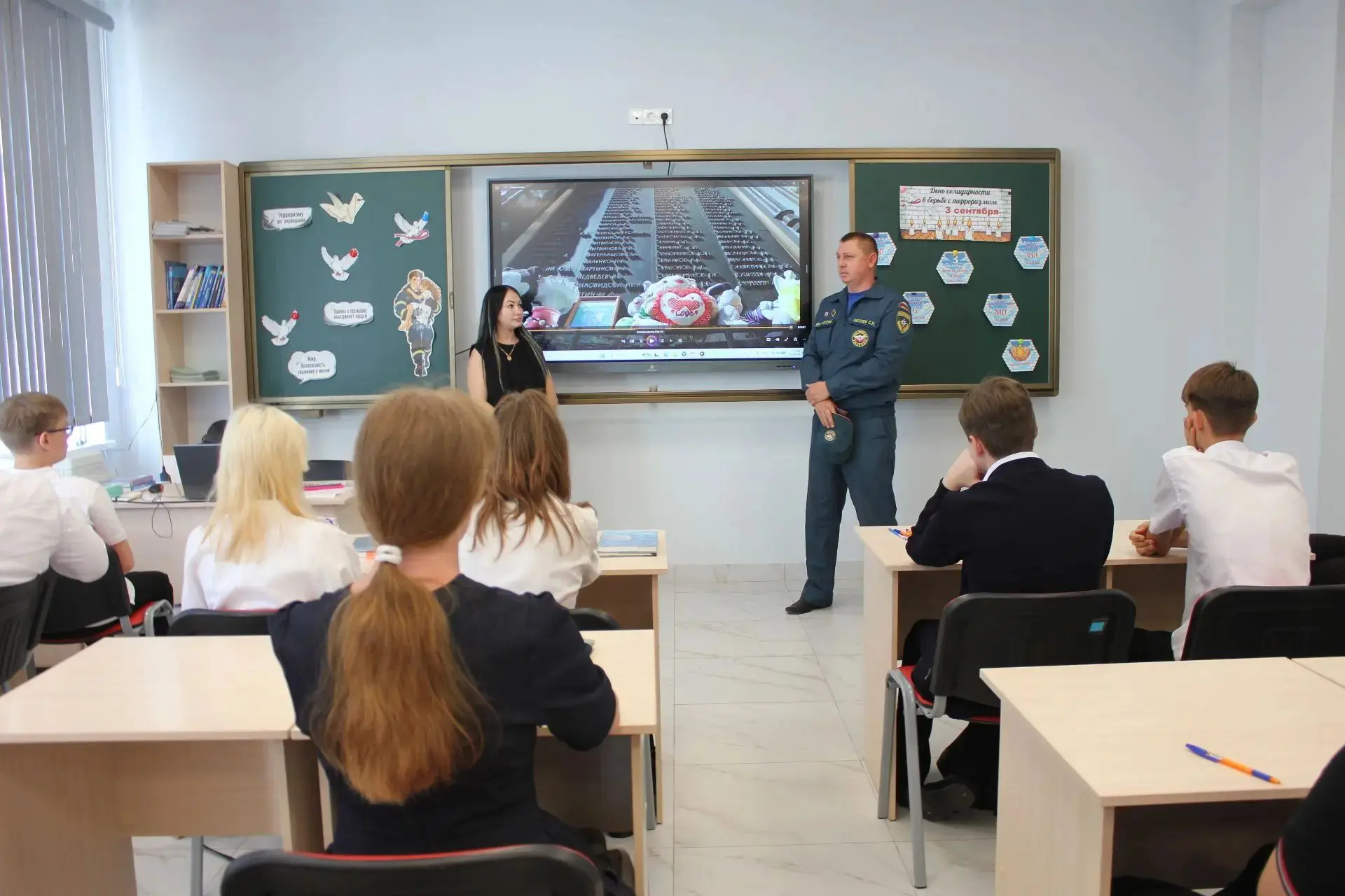3 сентября, в День солидарности в борьбе с терроризмом, наша школа приняла гостей. Для ...