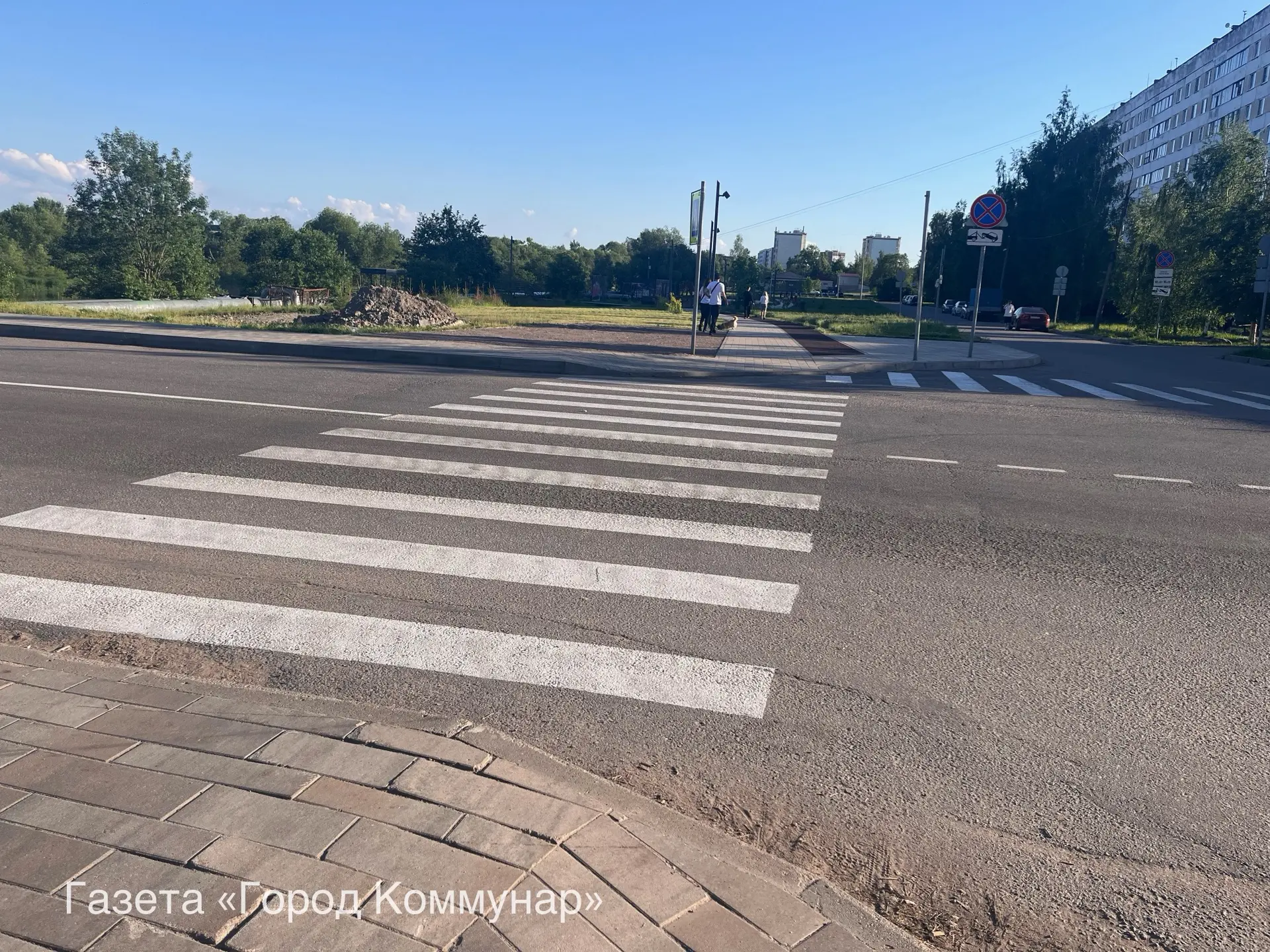 Обновляют разметку на пешеходных переходах