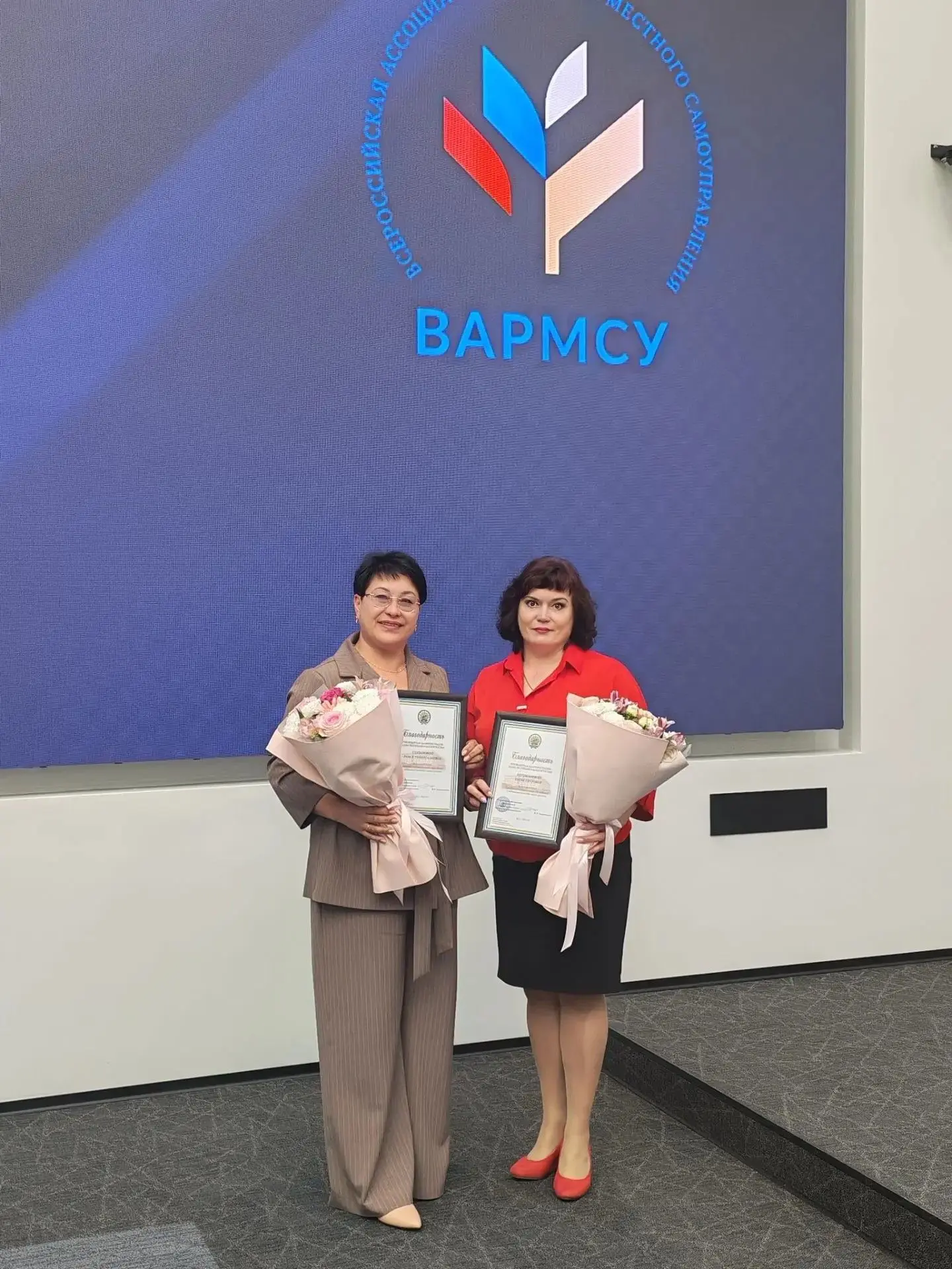 1 октября в торжественной обстановке в Центре управления республикой состоялось чествов...