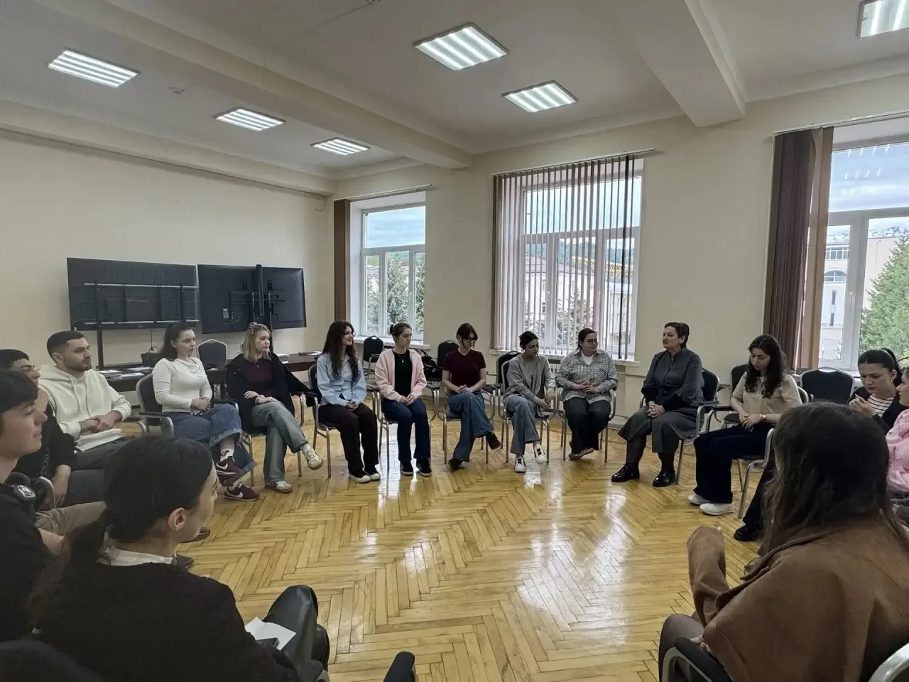🔶 Участники студенческого педагогического отряда продолжают обучение по программе проф...