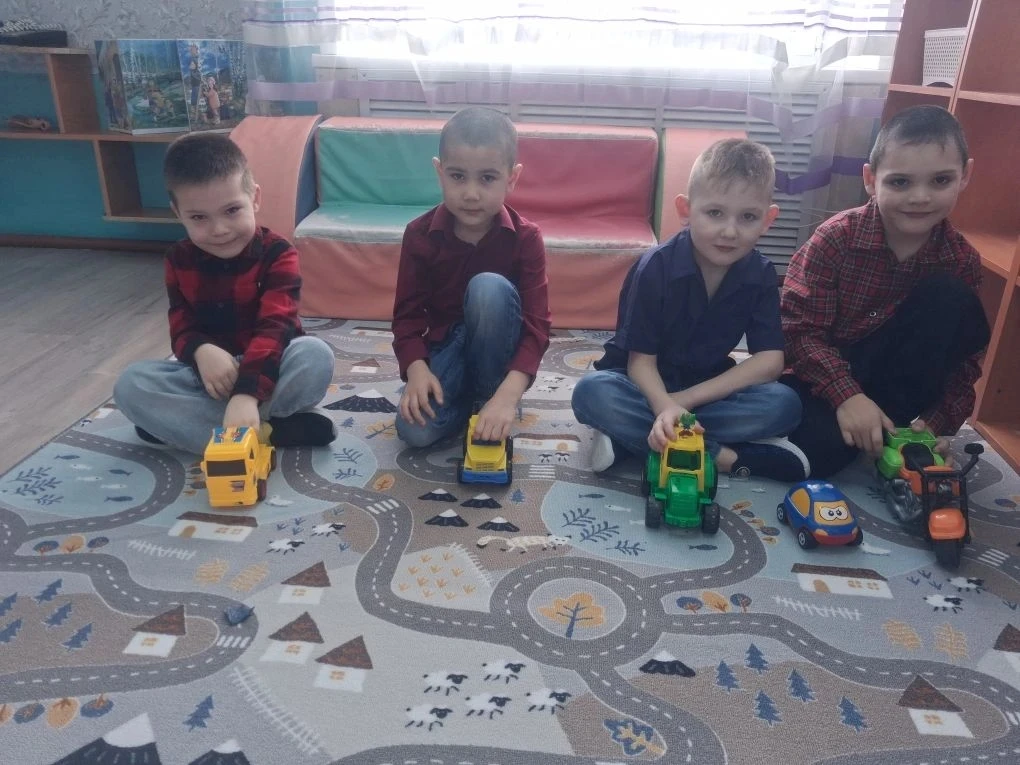 Уважаемые родители детей старшей группы, благодарим вас за оказанную спонсорскую помощь в приобретен