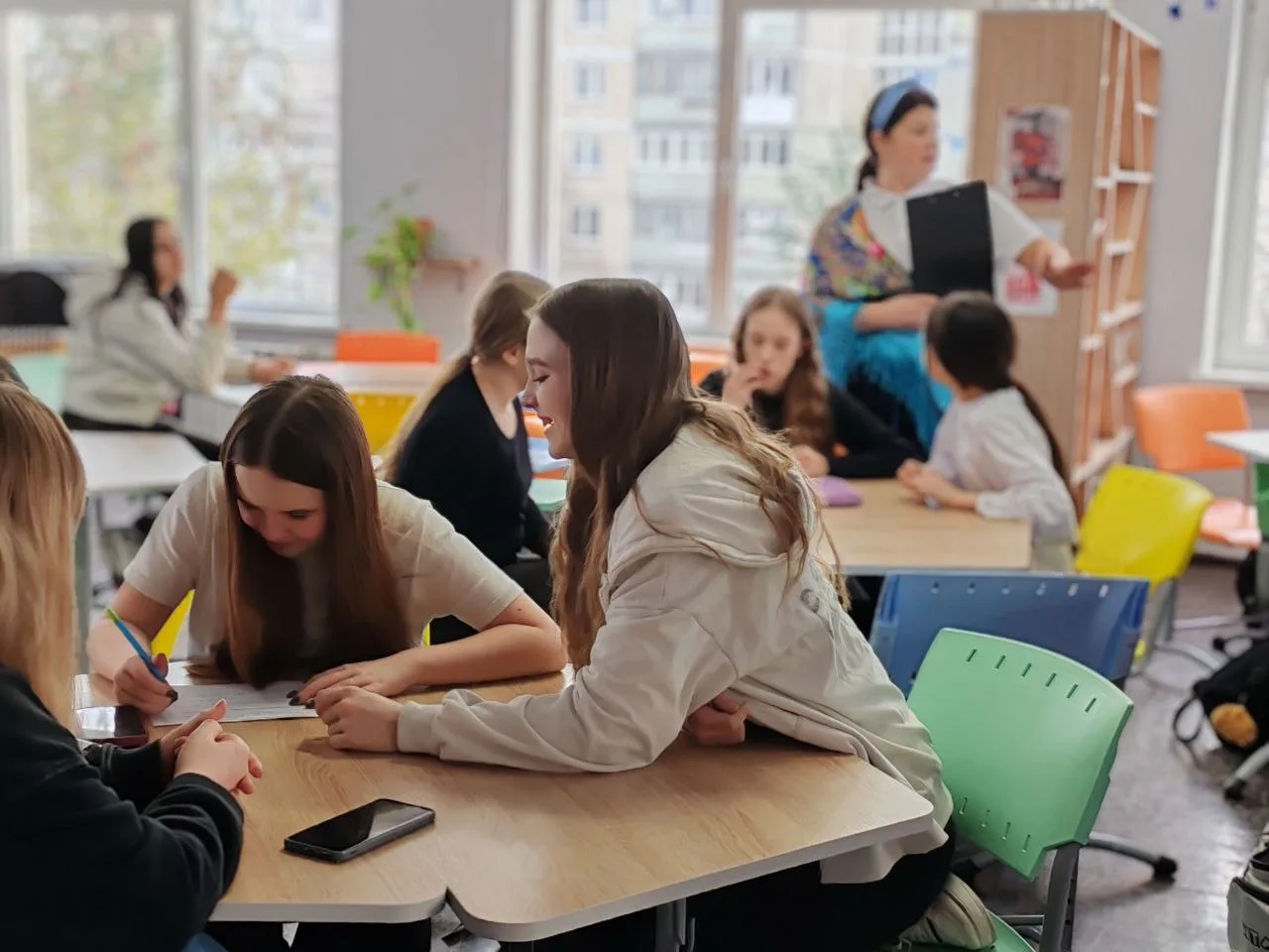 В мире родного языка 🇷🇺   Ребята собрались  в центре детских иннициатив не для скучной лекции, а для