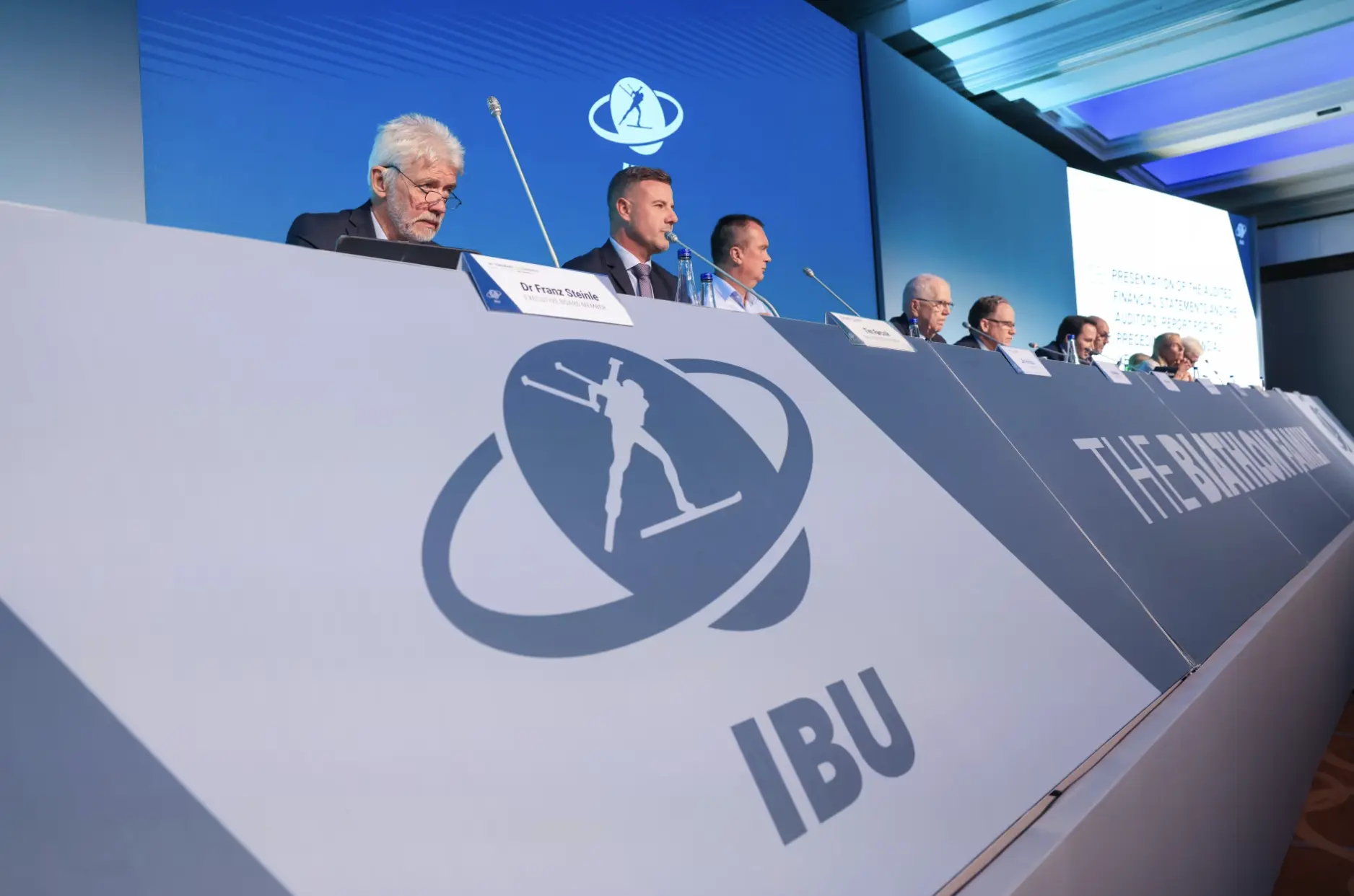 🌍 Кажется, интриги на выборах президента IBU не будет

Тим Фарчник – единственный кандидат на пост 