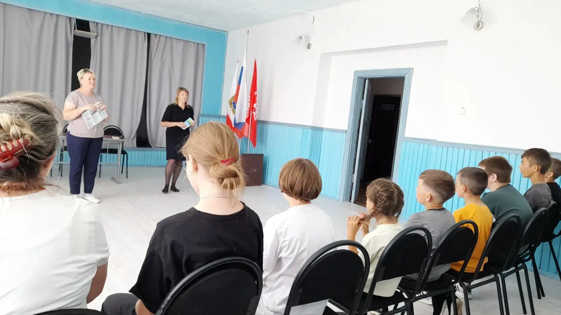 Безопасное поведение детей на водоёмах в летний период

В рамках профилактического мероприятия, орга
